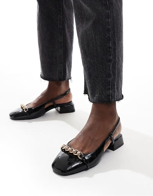 Lion slingback ballet in black