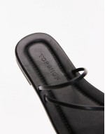 Jasper minimal sandal in black