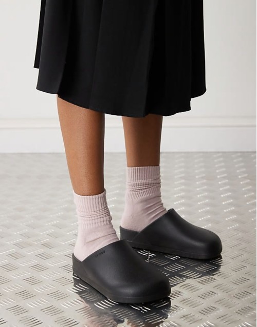 unisex dylan clogs in black