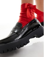 ‌Stylish chunky loafers in black